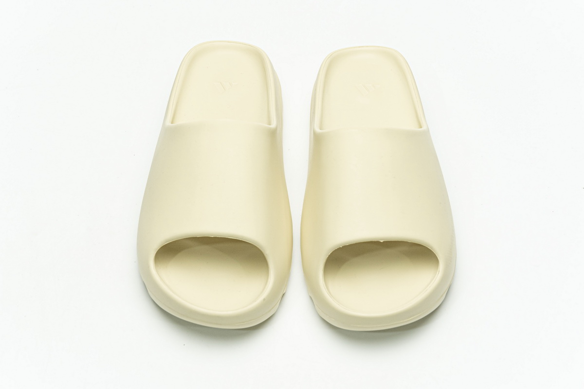 Adidas Yeezy Slide “Desert Sand” - Image 4